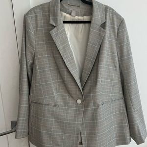 Plaid grey blazer